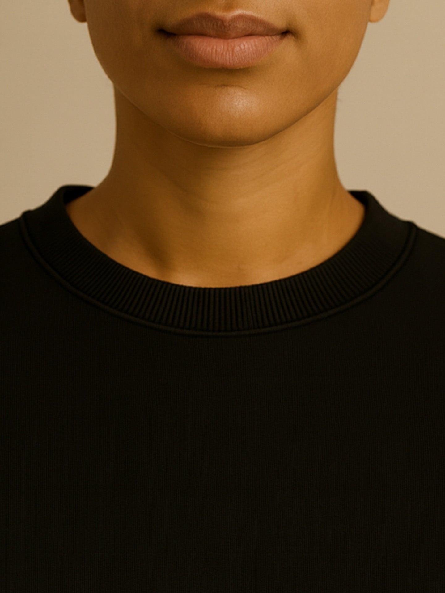 ORGANIC STRUCTURED SWEATSHIRT - Almônd