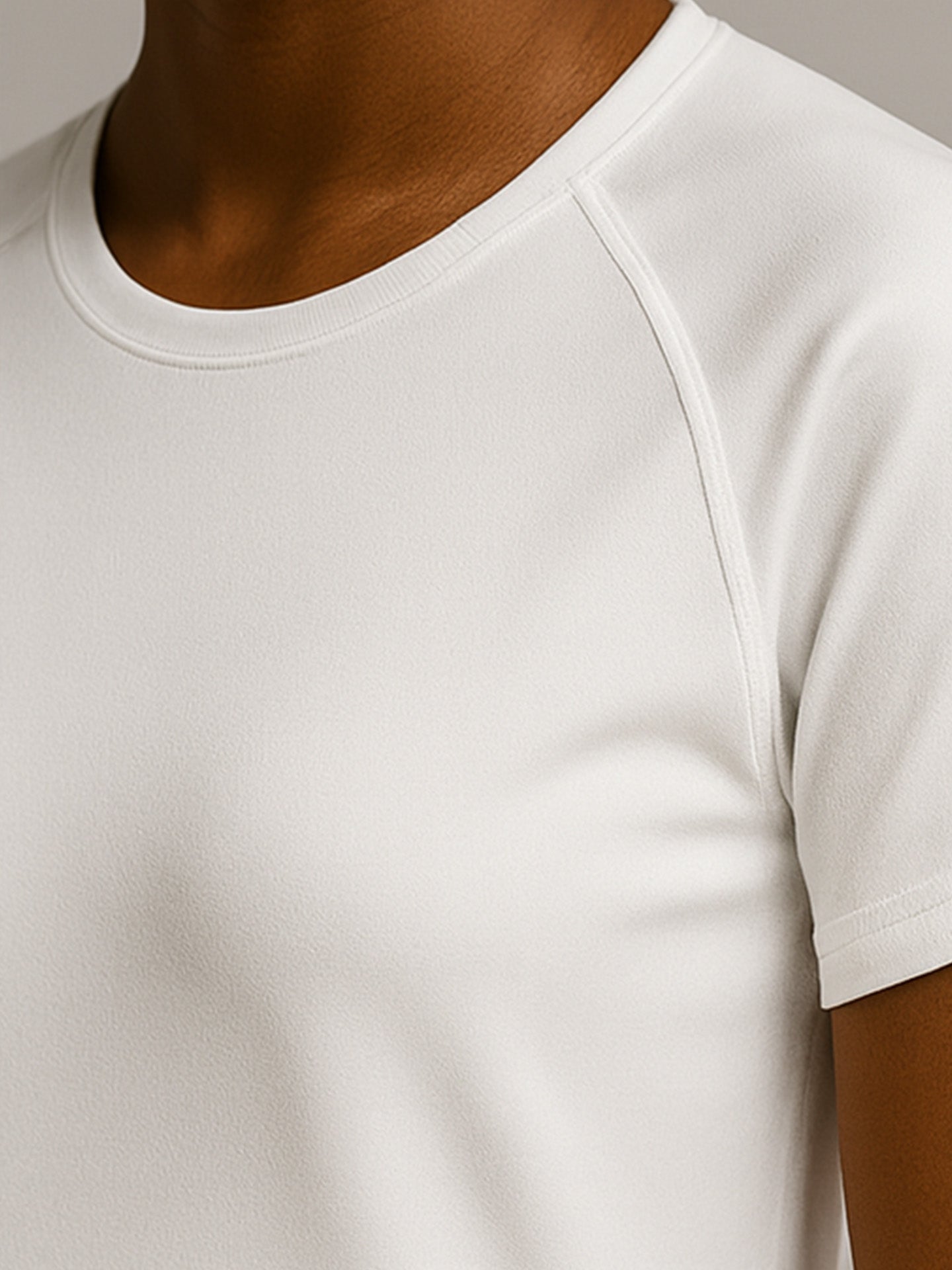 100% RECYCLED SPORTS T-SHIRT - Almônd